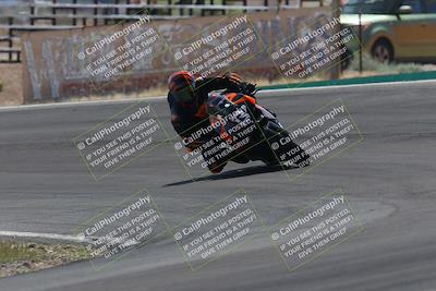 media/Apr-20-2025-AHRMA (Sun) [[393a79c373]]/Race/Group 10/Turn 4b/